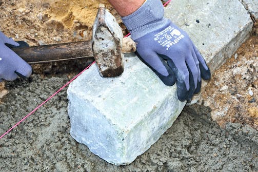 Näkyvät reunakivet Maakostea betoni: Näkyvät reunakivet